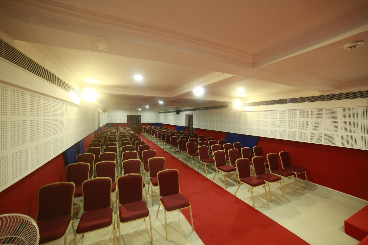Hotel Horizon International Tullipurmbu 외부 사진