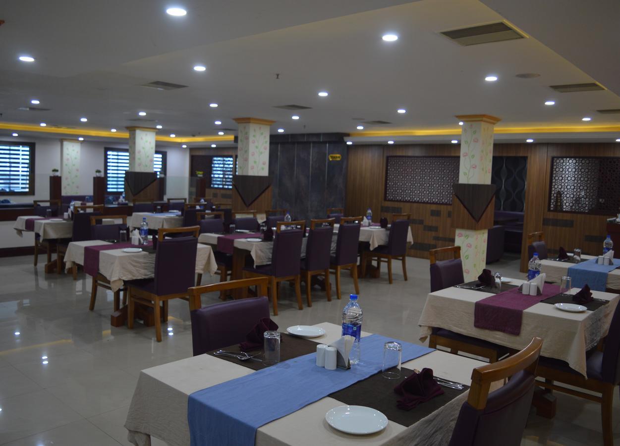 Hotel Horizon International Tullipurmbu 외부 사진